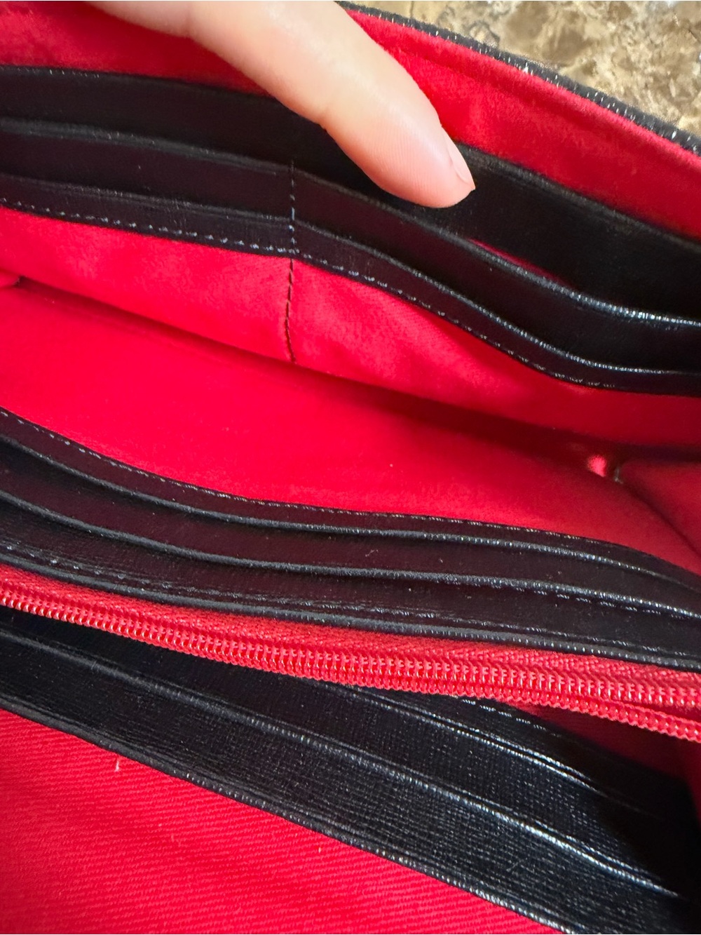 Dooney & Bourke - Picture 3 of 10